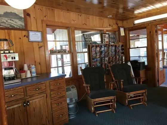 Marshall's Creek Rest Motel - Lobi