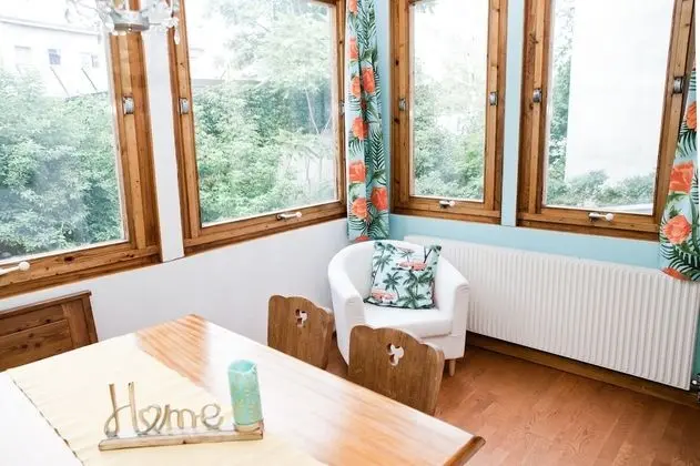 Marthas Veranda Apartment