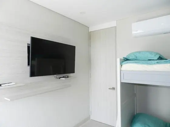 Martinique Delux with Private Hot Tub - Oda