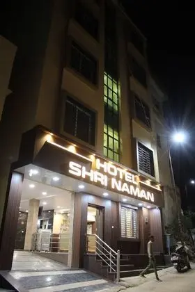 Maruti Group of Hotels - Hotel Shri Naman - Dış Mekan