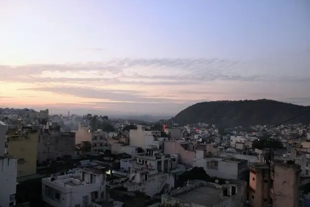 Maruti Group of Hotels - Hotel Shri Naman - Yerinde Yemek