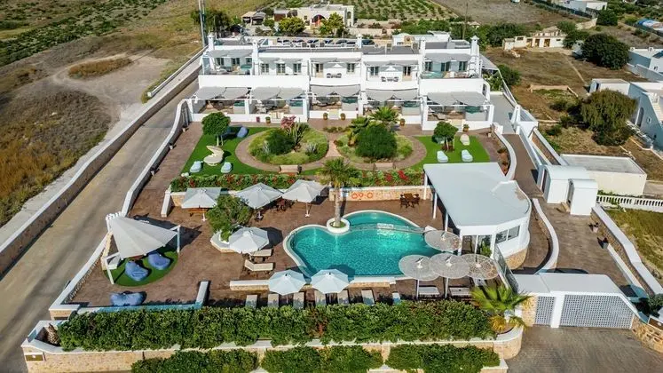 Marvarit Suites - Öne Çıkan Resim
