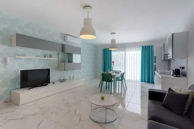 Marvellous 2 Bedroom Apartment by the Sea - Öne Çıkan Resim