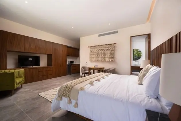 Marvellous Modern Living Moments in our Luxury Studio With Pool View Spa Gym Access