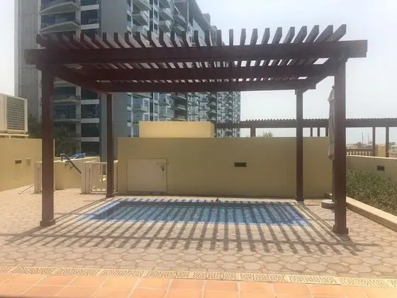 Marvelous 2BR Apt. in Palm Jumeirah - Havuz