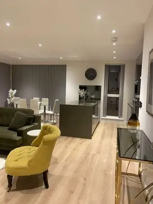 Marvelous 3 Bed Penthouse in Kewbridge - Yerinde Yemek
