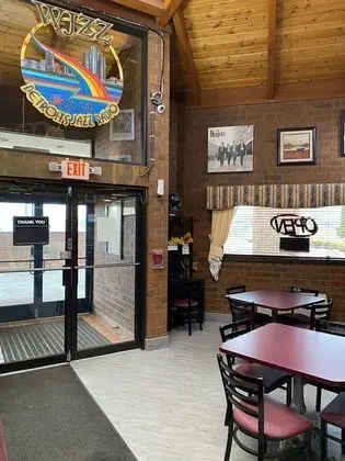 Marvin's Garden Inn - Lobi