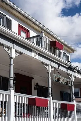 Maryhill Inn - Dış Mekan