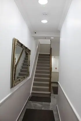 Marylebone Village Apartments - Lobi