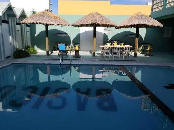 Mas Basico Hotel - Havuz
