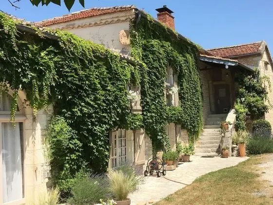 Mas de Vernières Family Suite for 2-4 Guests - 1