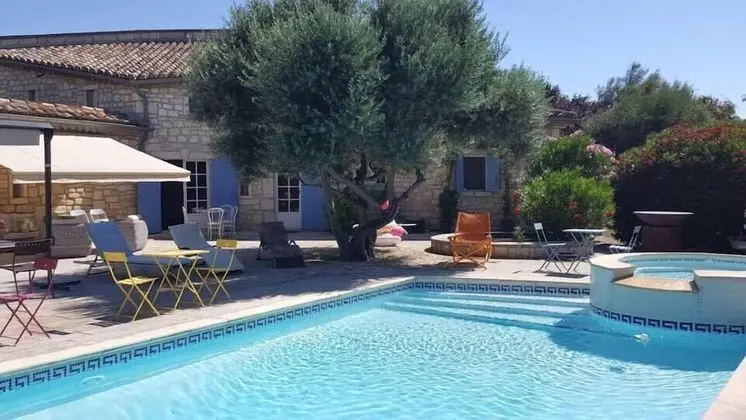 Mas Des Oliviers - Chambres d'hôtes