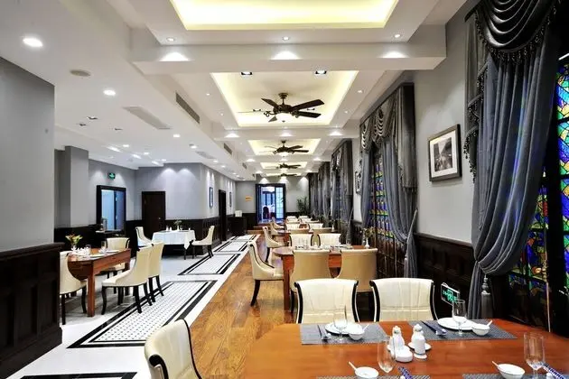 Mason Hotel Shanghai - Yerinde Yemek