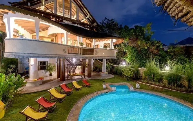 Massive Villa Brawa in Canggu