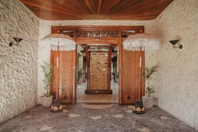 Massive Villa Brawa in Canggu - Lobi