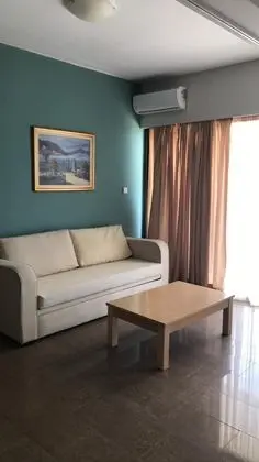 Massouri Beach Hotel - Oda