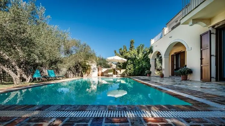 Mastrogiannis Villa Dafne - Havuz