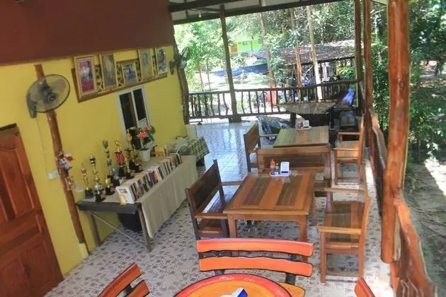 Mata Guesthouse - Lobi