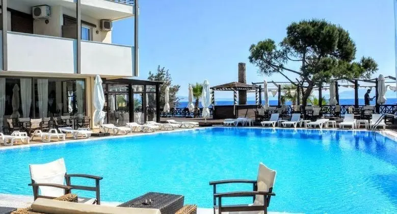 Mati Hotel