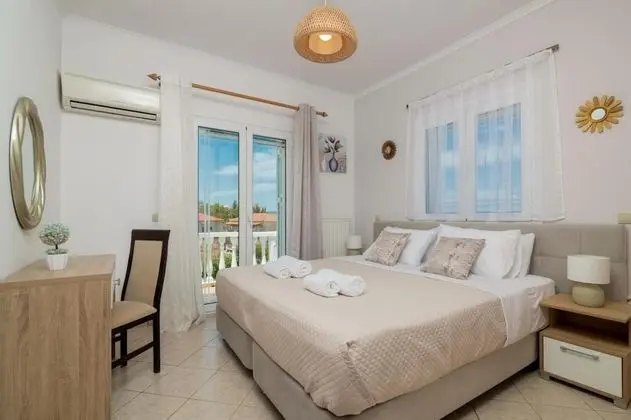 Matina s Family House With Your Private Jacuzzi - Matina s Family House With Your Private Jacuzzi - Oda