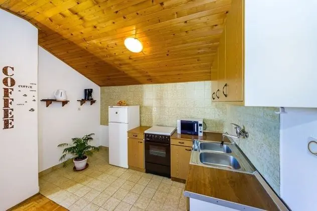 Matkos - With Garden and Terrace - A1 - Mutfak