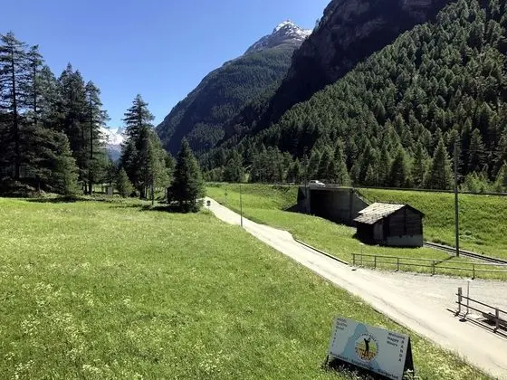 Matterhorn Golf Hotel - Dış Mekan