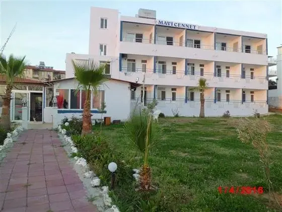 Mavi Cennet Camping & Pansiyon - Havuz
