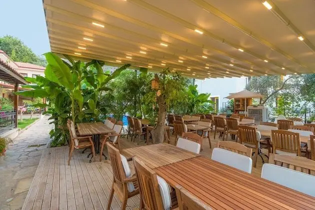 Mavi Deniz Konuk Evi - Yerinde Yemek
