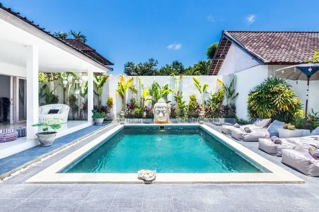 Villa Maviba Seminyak - Havuz