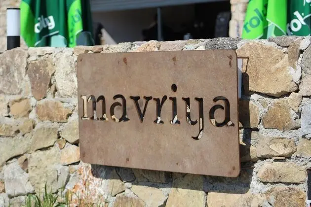Mavriya - Genel