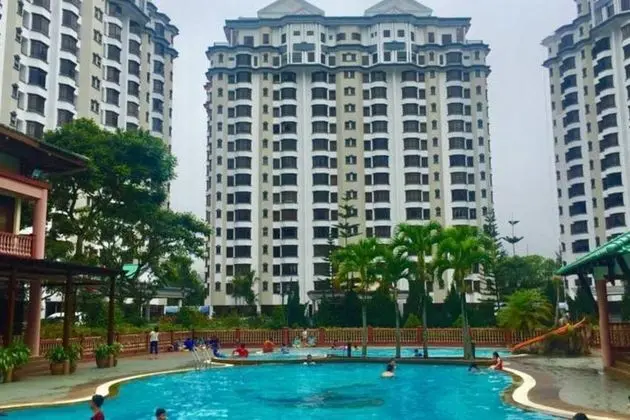 Mawar Family Suite Gohtong Genting - Havuz