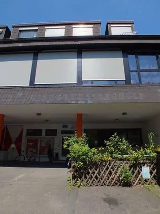 Max Hostel - Dış Mekan