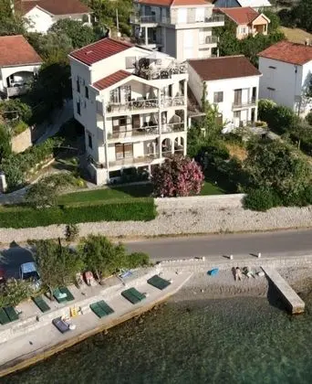 MaXhit Apartments - Plaj