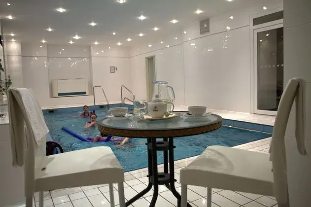 Hotel Maxim - Havuz