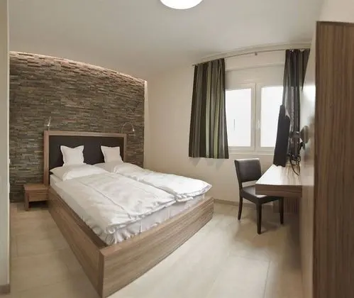 Hotel Maxis - Oda