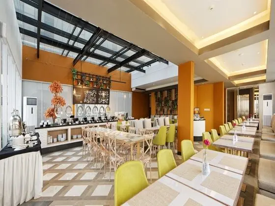 MAXONEHOTELS COM PLATINUM HAYAM WURUK JAKARTA
