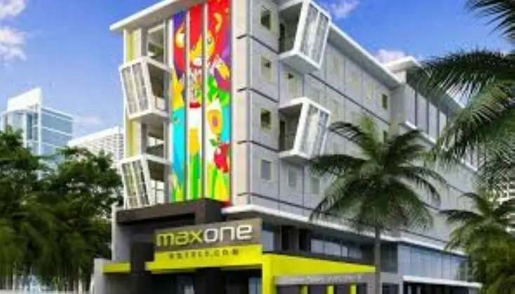 MaxOneHotels.com@Tidar