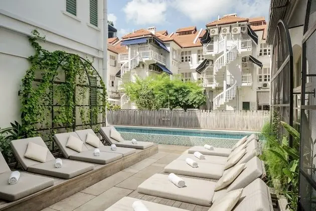 Maxwell Reserve Singapore, Autograph Collection - Havuz