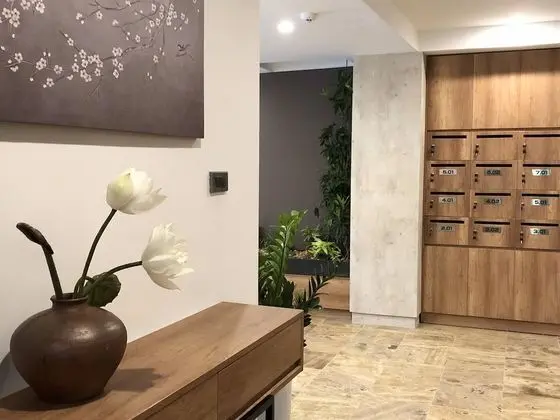 May House Serviced Apartment - Lobi