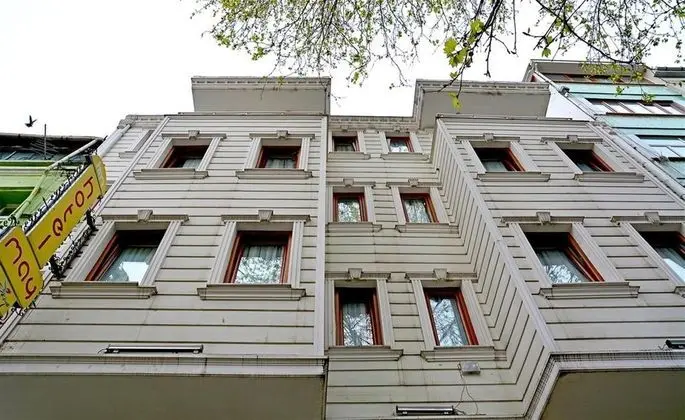 May Hotel