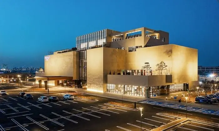 The May Hotel