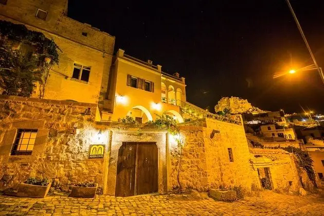 Maya Cave Hotel