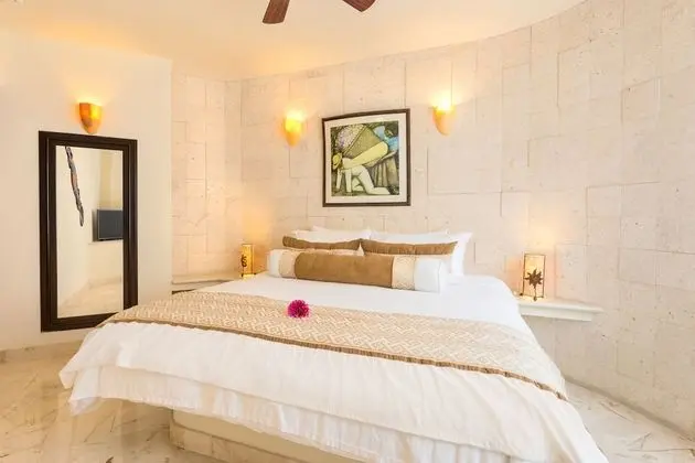 Maya Villa Condo Hotel & Beach Club - Oda