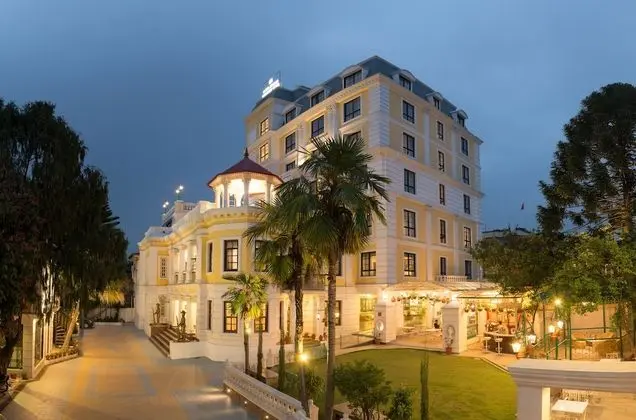 The Maya Manor Boutique by KGH Group - 1