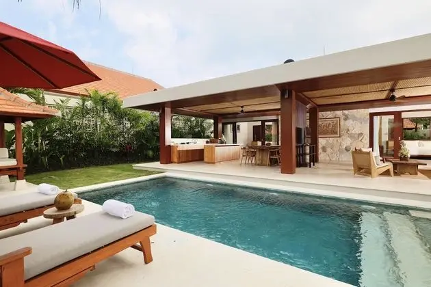 Villa Maya Pasut by Nakula
