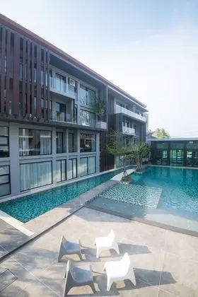 Maya Phuket Airport Hotel - Havuz