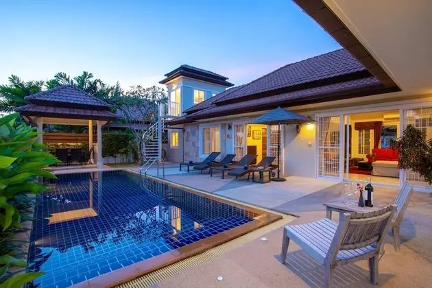 VILLA MAYA