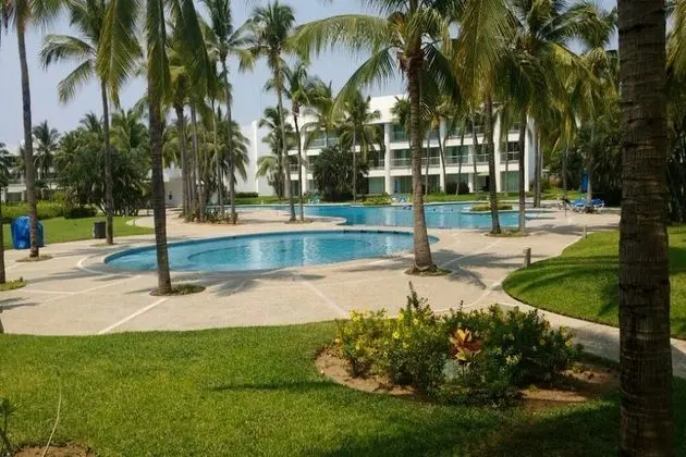 Mayan Lakes 2