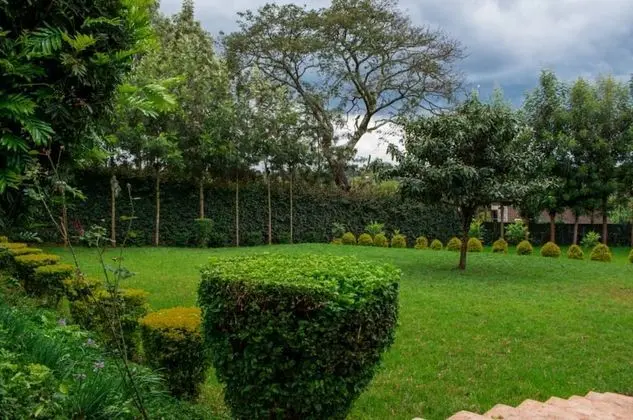 Maya's Guest House