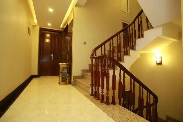 Mayfair Hotel & Apartment Hanoi - İç Mekan